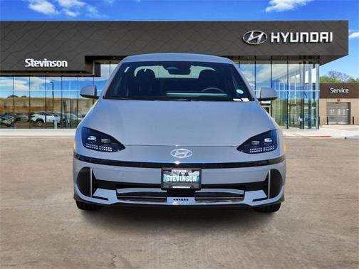 2025 Hyundai IONIQ 6 SEL