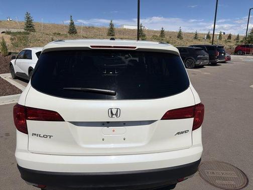 White Diamond Pearl 2018 Honda Pilot EX-L