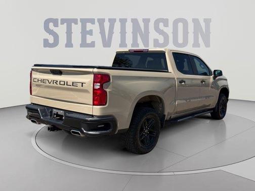 Sand Dune Metallic 2022 Chevrolet Silverado 1500 Custom Trail Boss
