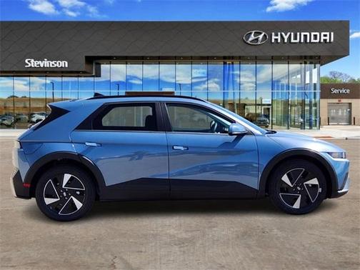 2025 Hyundai IONIQ 5 SEL
