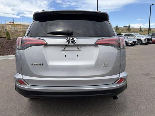 Silver Sky Metallic 2017 Toyota RAV4 LE