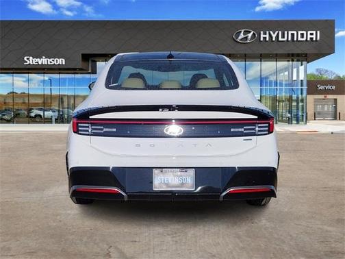 2025 Hyundai SONATA Hybrid Limited