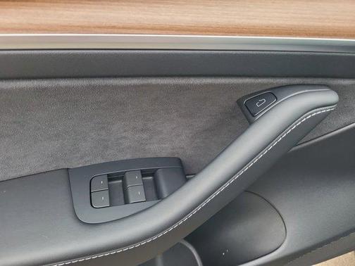 2023 Tesla Model 3 Long Range