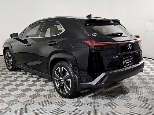 Obsidian 2025 Lexus UX 300h Premium