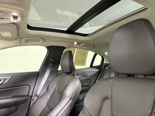 2020 Volvo S60 T5