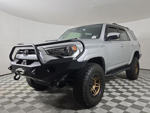 2022 Toyota 4Runner TRD Off Road