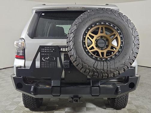 2022 Toyota 4Runner TRD Off Road