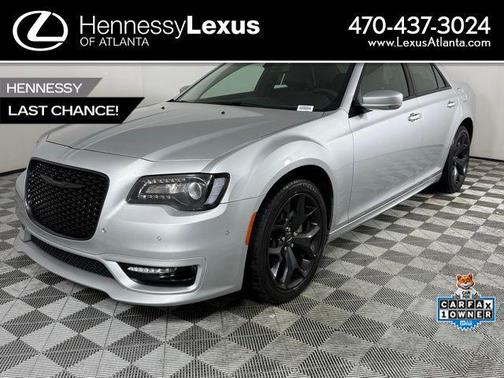 2023 Chrysler 300 Touring