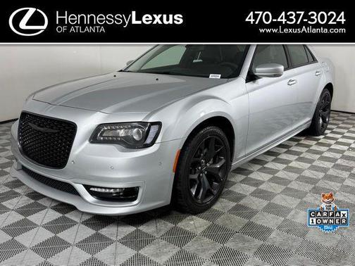 2023 Chrysler 300 Touring
