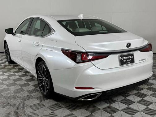 2024 Lexus ES 350 Premium