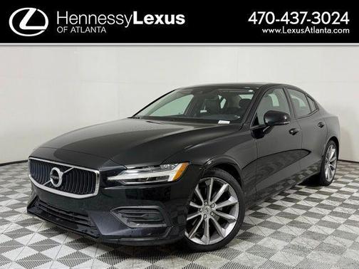 2020 Volvo S60 T5 Momentum