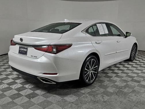 2022 Lexus ES 350 Premium