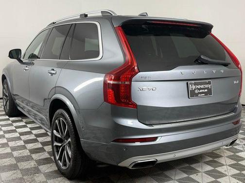 2019 Volvo XC90 T6 Momentum