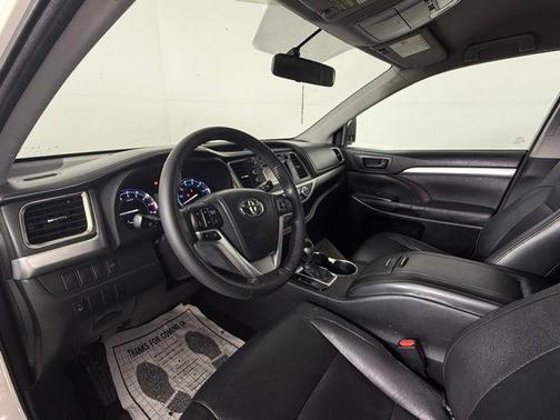 2015 Toyota Highlander LE Plus