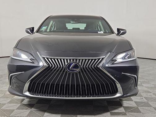 2021 Lexus ES 300h Premium