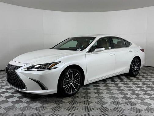 2024 Lexus ES 300h Premium