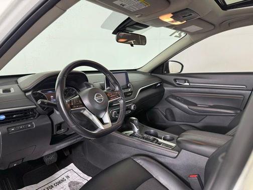 2021 Nissan Altima SR Intelligent AWD