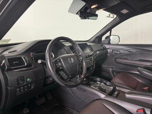 2022 Honda Ridgeline Black