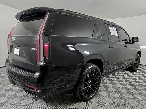 2022 Cadillac Escalade ESV Sport
