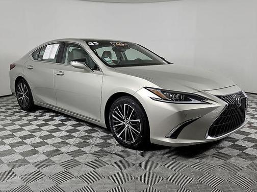 Moonbeam Beige Metallic 2023 Lexus ES 350 Premium