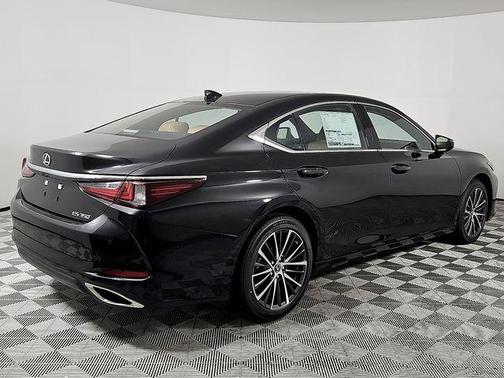 2025 Lexus ES 350 Base
