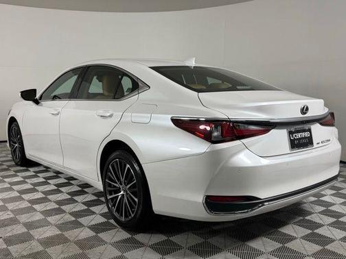 2024 Lexus ES 250 Base