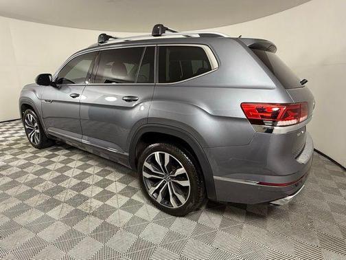 2022 Volkswagen Atlas 3.6L SEL Premium