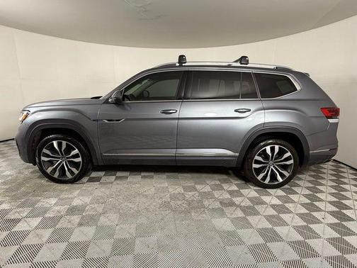 2022 Volkswagen Atlas 3.6L SEL Premium