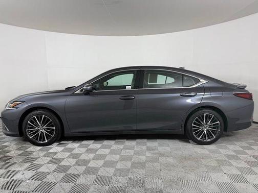2024 Lexus ES 300h Premium