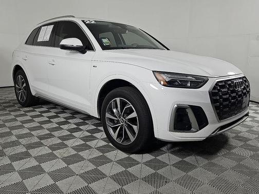 2022 Audi Q5 45 S line Premium