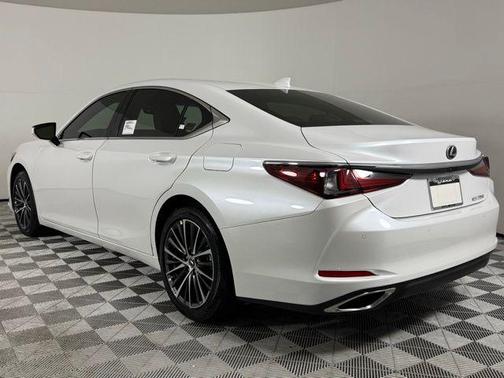 2025 Lexus ES 350 Base