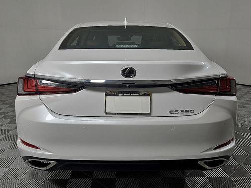 2025 Lexus ES 350 Base