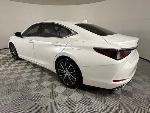 2024 Lexus ES 350 Premium