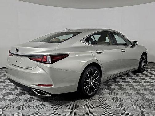 2025 Lexus ES 350 Base