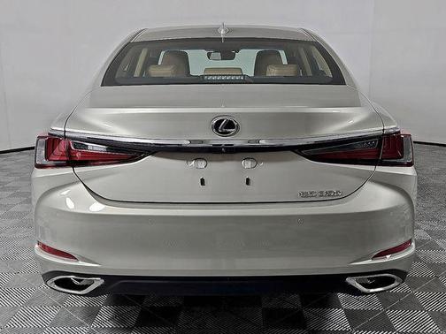 2025 Lexus ES 350 Base