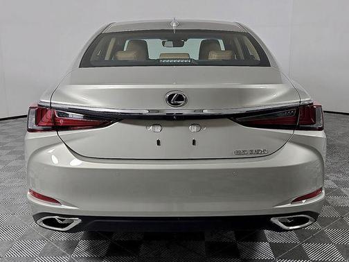 2025 Lexus ES 350 Base