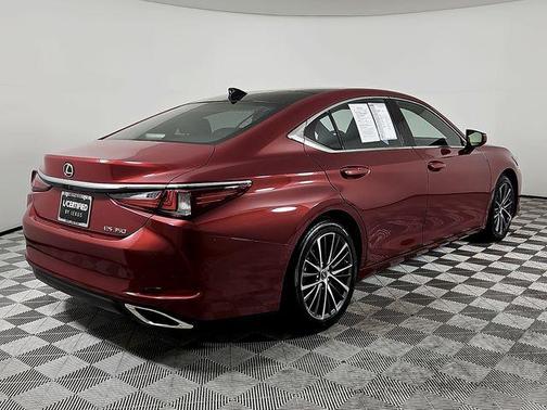 Matador Red Mica 2025 Lexus ES 350 Premium