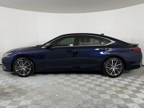 2024 Lexus ES 300h Premium