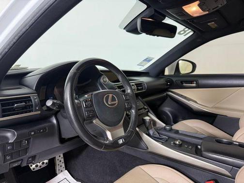2018 Lexus IS 300 Base