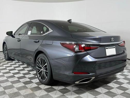 2025 Lexus ES 350 Base
