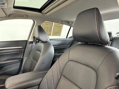 2025 Nissan Altima SR FWD
