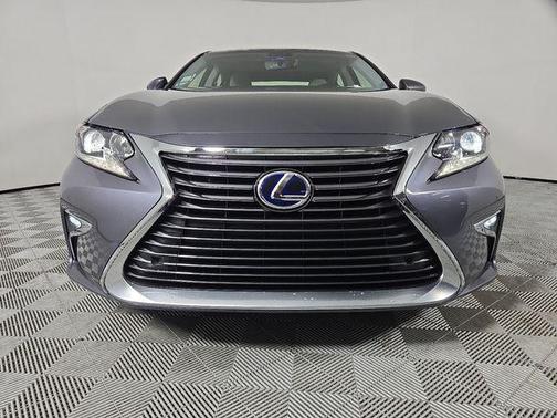 2016 Lexus ES 300h Base