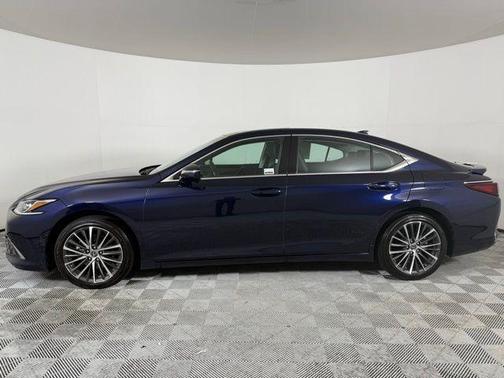 2023 Lexus ES 300h Premium