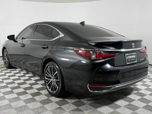 2024 Lexus ES 300h Base