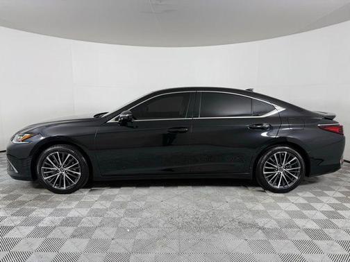 2024 Lexus ES 300h Base