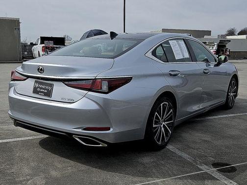 2023 Lexus ES 350 Premium