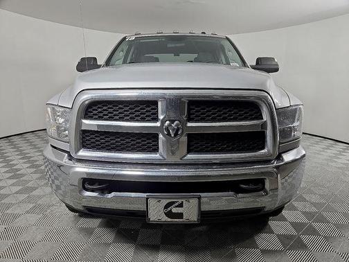 2018 RAM 2500 Tradesman Crew Cab 4x4 6'4' Box