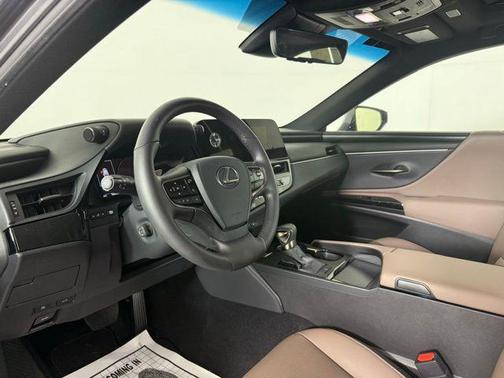 2024 Lexus ES 350 Base