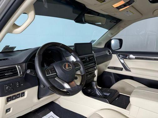 2023 Lexus GX 460 Premium