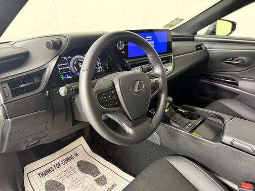 2025 Lexus ES 300h Premium